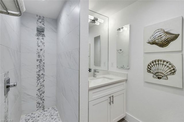 6053 Montego Bay LOOP, Fort Myers, FL 33908