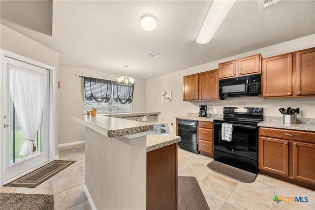 1212 Wethersfield Lane, Temple, TX 76504