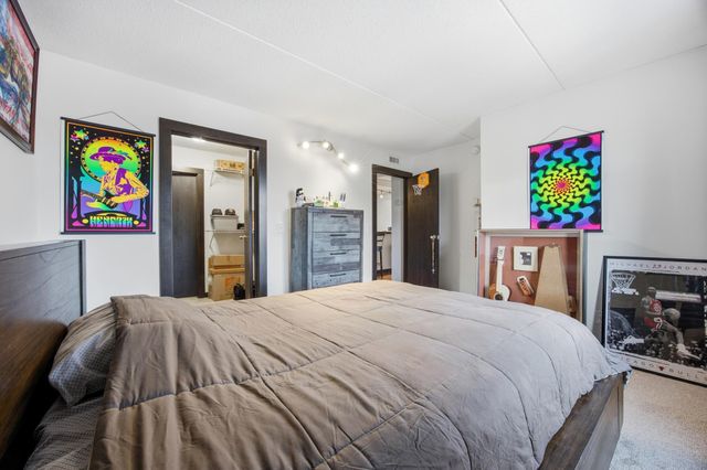 1110 3rd Avenue N 401W, Fargo, ND 58102