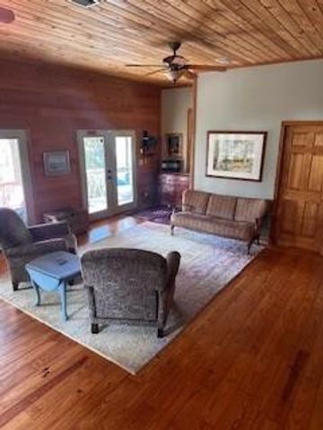 1809 Hird Island Drive, Darien, GA 31305