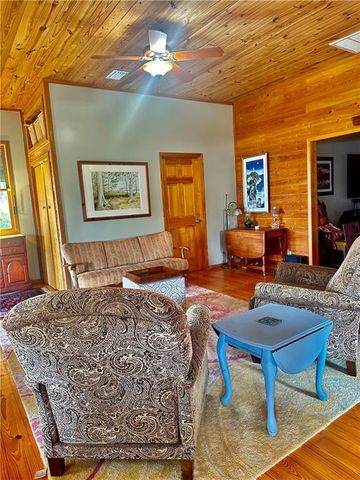 1809 Hird Island Drive, Darien, GA 31305