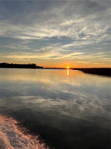 1809 Hird Island Drive, Darien, GA 31305