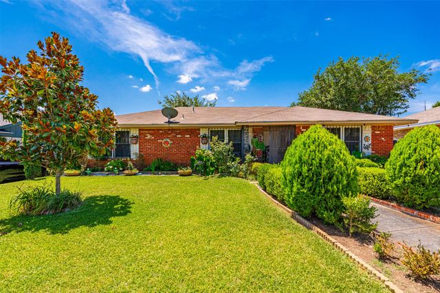 1910 Dolores Way, Dallas, TX 75232