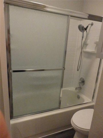 715 W 22 1/2 ST 304, Austin, TX 78705