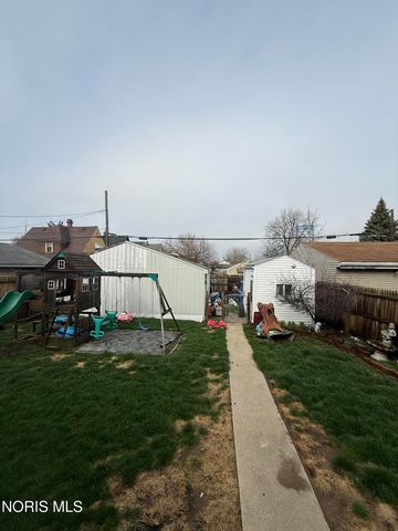 572 Yondota Street, Toledo, OH 43605