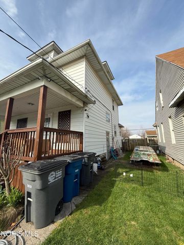 572 Yondota Street, Toledo, OH 43605