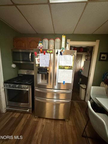 572 Yondota Street, Toledo, OH 43605