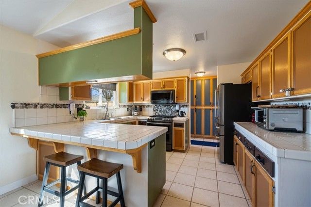 4385 Camp 8, Paso Robles, CA 93446