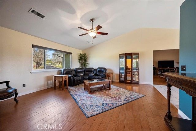 4385 Camp 8, Paso Robles, CA 93446