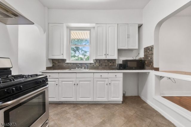 334 Brook Ave, Passaic City, NJ 07055