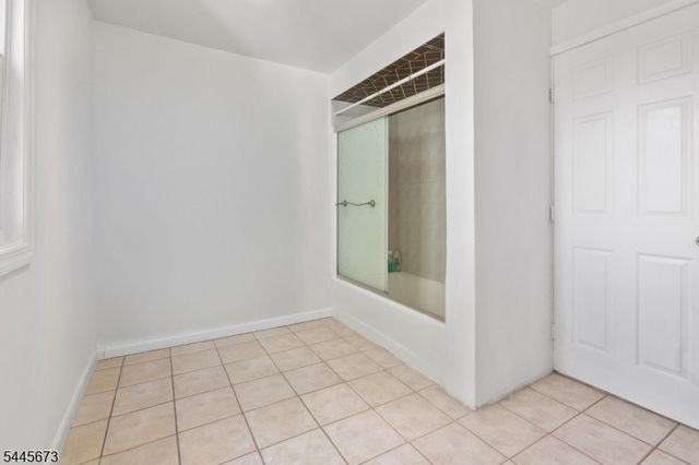 334 Brook Ave, Passaic City, NJ 07055