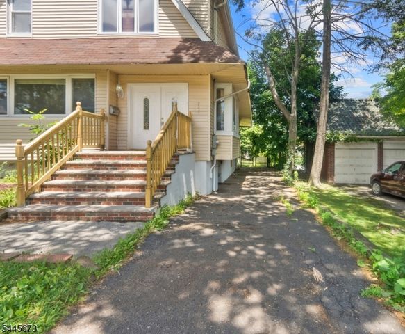 334 Brook Ave, Passaic City, NJ 07055