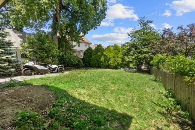 334 Brook Ave, Passaic City, NJ 07055