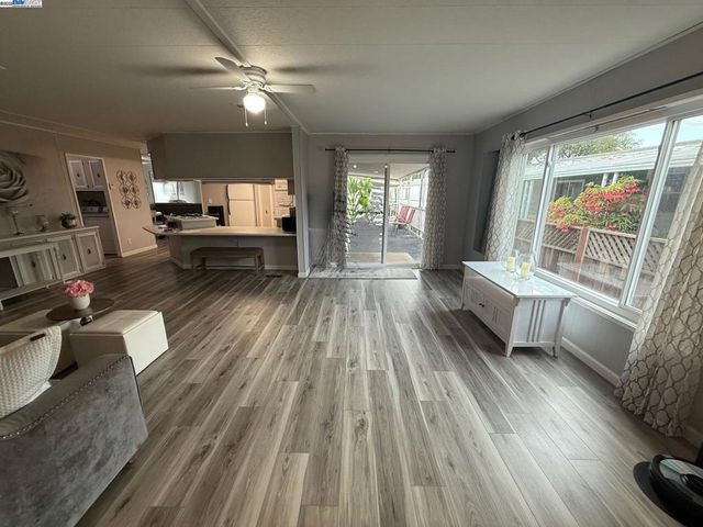 6130 Monterey Rd, San Jose, CA 95138