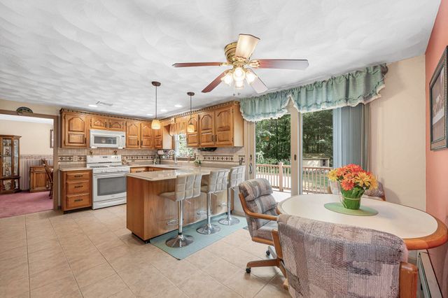 167 Trout Brook Rd, Dracut, MA 01826