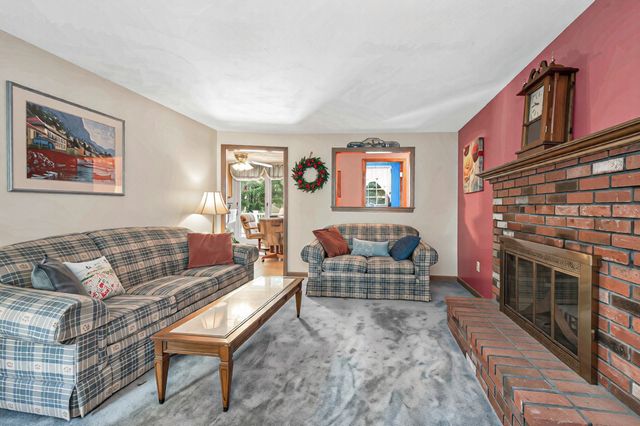 167 Trout Brook Rd, Dracut, MA 01826