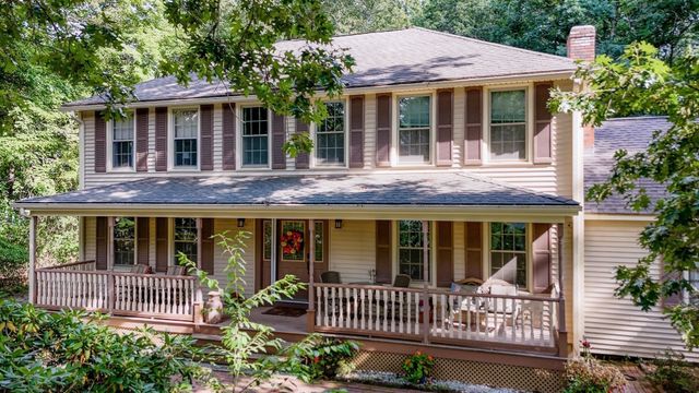 167 Trout Brook Rd, Dracut, MA 01826