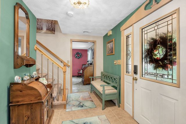 167 Trout Brook Rd, Dracut, MA 01826