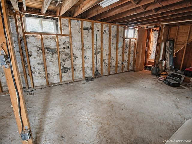 21 Sterling Street, Worcester, MA 01610