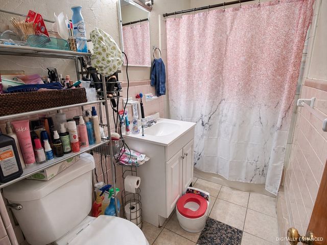 21 Sterling Street, Worcester, MA 01610