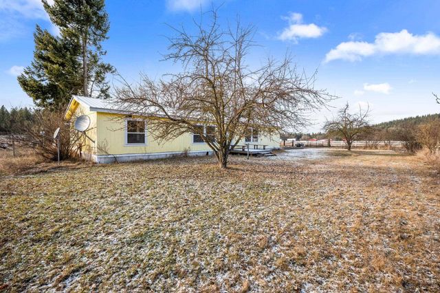 30907 N Hardesty Rd, Chattaroy, WA 99003