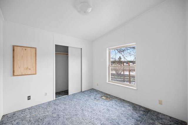 30907 N Hardesty Rd, Chattaroy, WA 99003