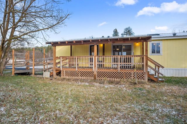 30907 N Hardesty Rd, Chattaroy, WA 99003
