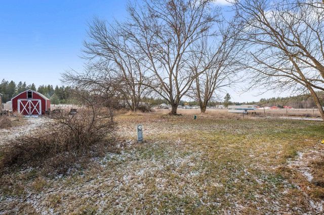 30907 N Hardesty Rd, Chattaroy, WA 99003