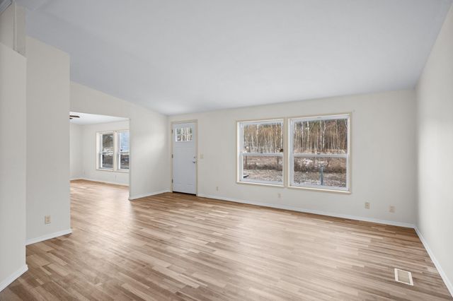 30907 N Hardesty Rd, Chattaroy, WA 99003