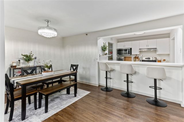 494 Woonasquatucket Avenue 416, North Providence, RI 02911