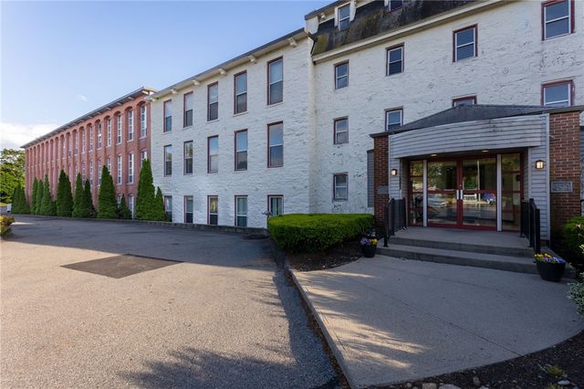 494 Woonasquatucket Avenue 416, North Providence, RI 02911