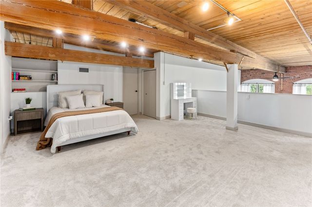 494 Woonasquatucket Avenue 416, North Providence, RI 02911