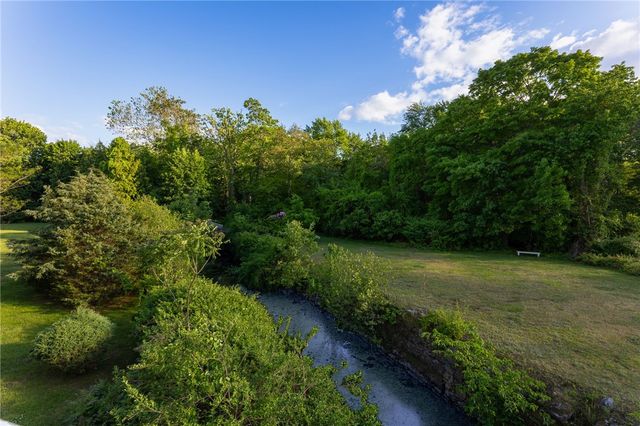 494 Woonasquatucket Avenue 416, North Providence, RI 02911