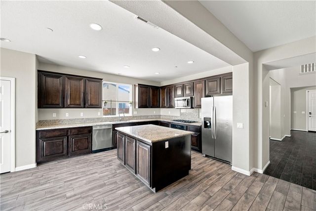 4935 Tuwa Court, Riverside, CA 92507