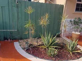 6117 SW 31st St B, Miramar, FL 33023