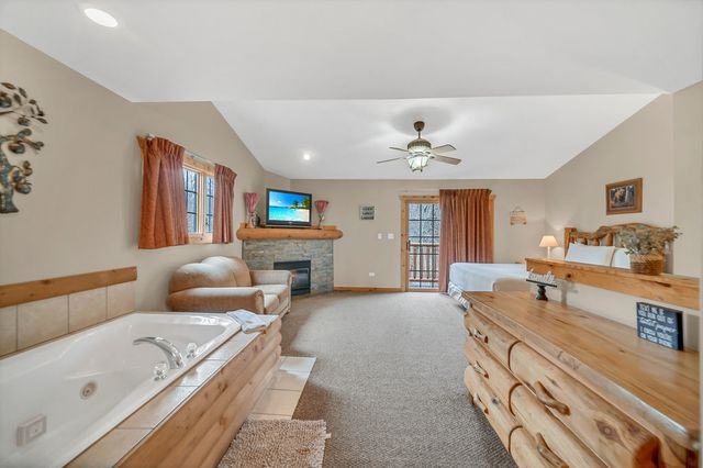 2643 N Il Route 178 S-1, Utica, IL 61373