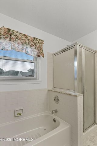 30 Heritage Drive, Howell, NJ 07731