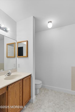 30 Heritage Drive, Howell, NJ 07731