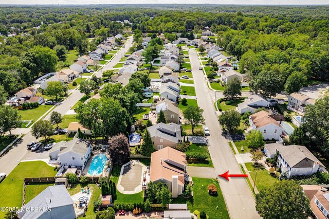 30 Heritage Drive, Howell, NJ 07731