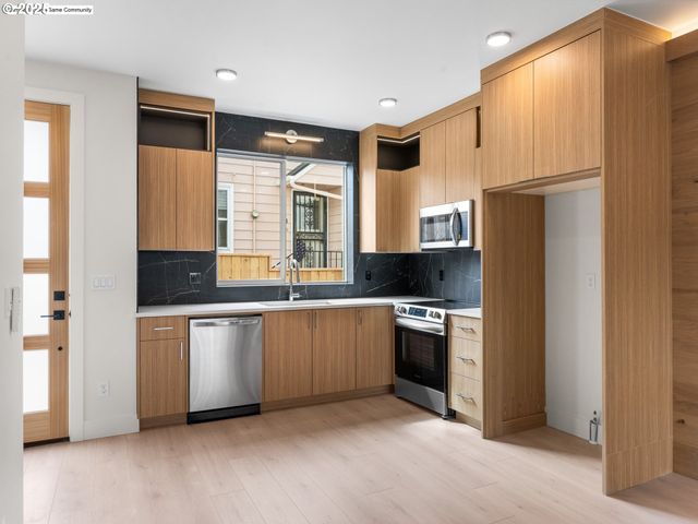 5179 Se 28th Ave 6, Portland, OR 97202