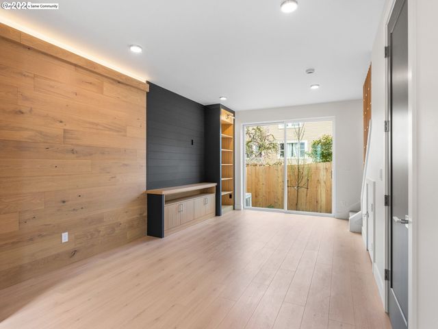 5179 Se 28th Ave 6, Portland, OR 97202