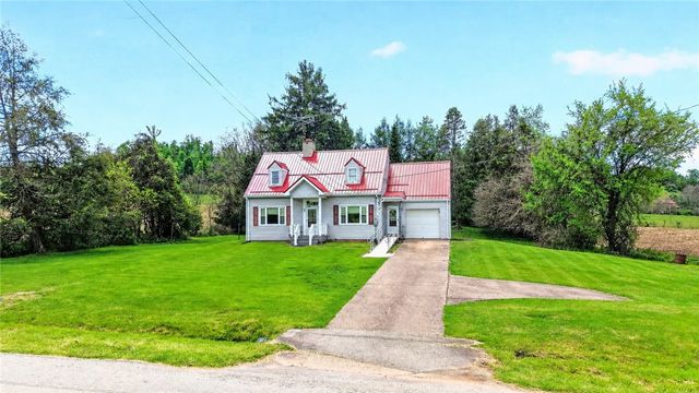 607 Cemetery Road, Perryopolis, PA 15473
