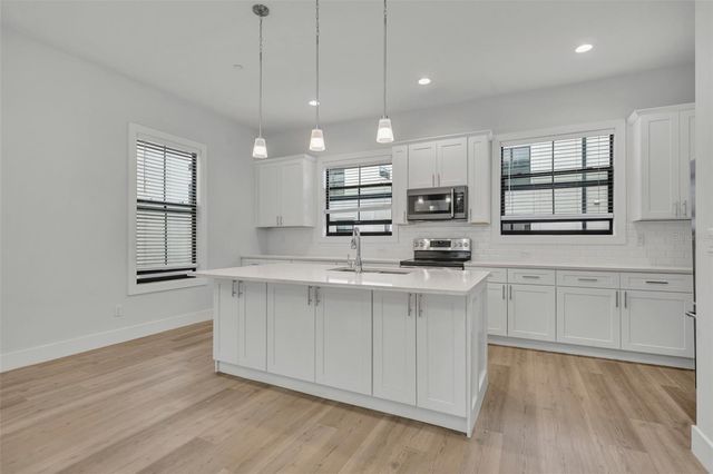 62 W JERSEY STREET 13, Orlando, FL 32806