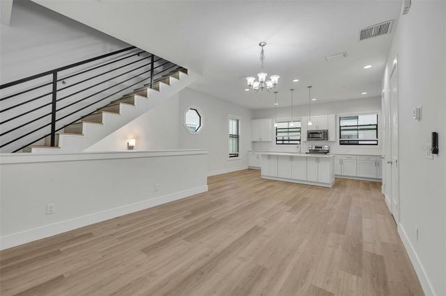 62 W JERSEY STREET 13, Orlando, FL 32806
