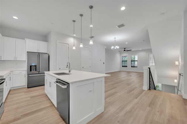 62 W JERSEY STREET 13, Orlando, FL 32806