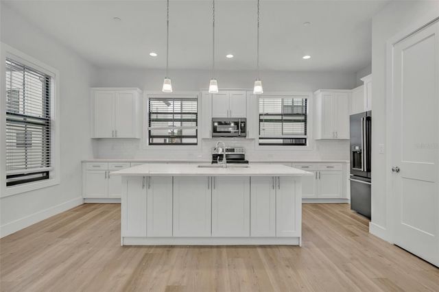 62 W JERSEY STREET 13, Orlando, FL 32806