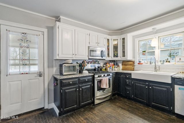 1301 Belmont Avenue, Schenectady, NY 12308