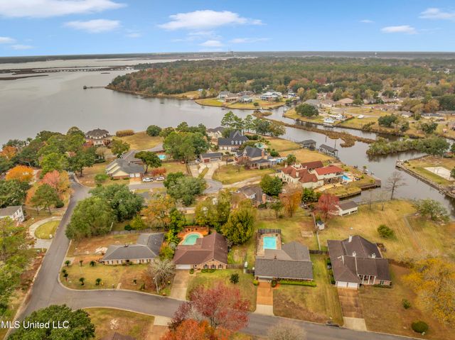 615 N Haven Drive, Biloxi, MS 39532