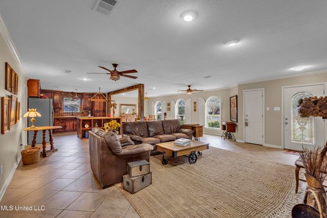 615 N Haven Drive, Biloxi, MS 39532