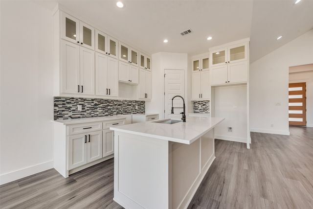 3811 Aransas Street, Dallas, TX 75212